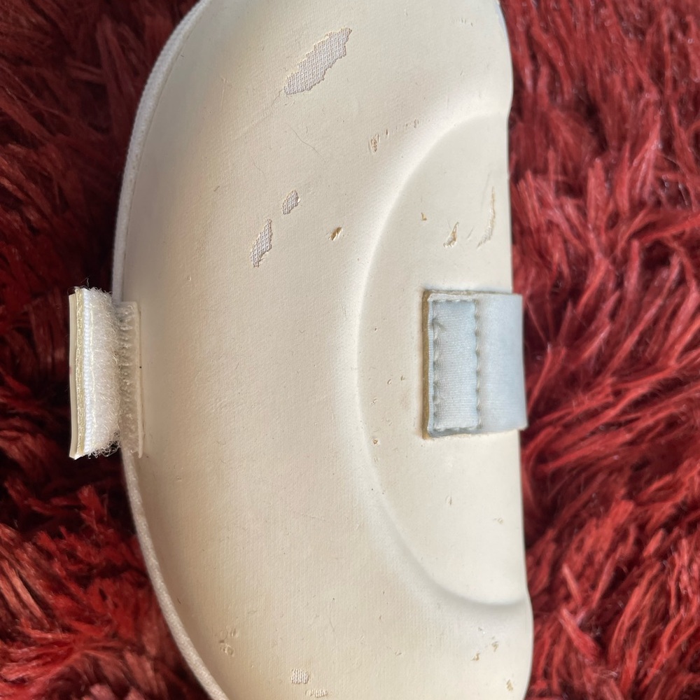 D&G sunglasses. Authentic. In original case. - Picture 15 of 16